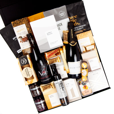 The Golden Goodness - Large Champagne & Sauvignon Gift Hamper