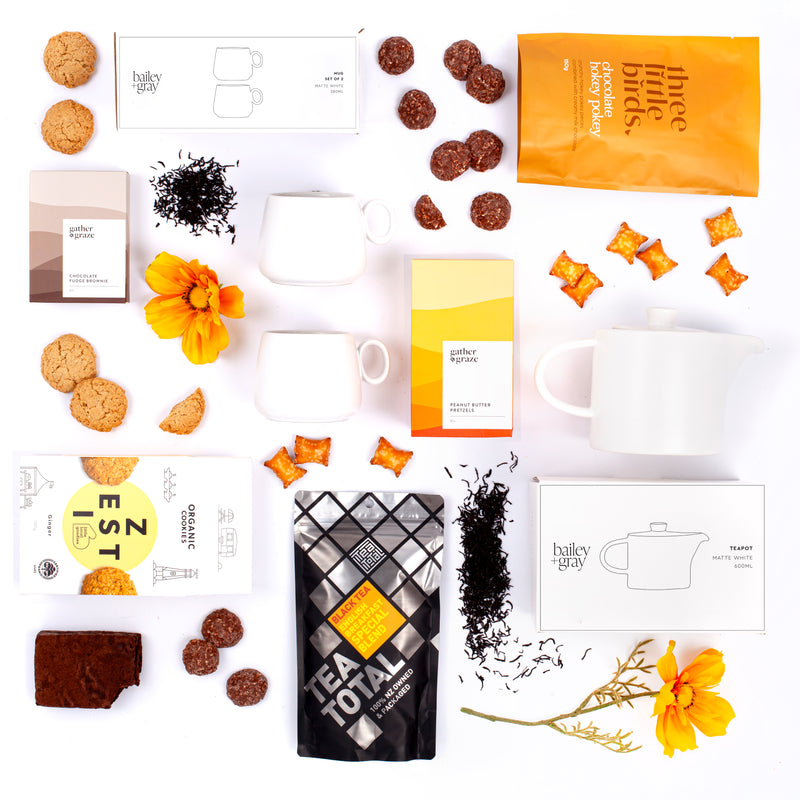 The Tea Lover Gift Box - Teapot, Mugs, English Breakfast & Sweet Snacks For The Tea Lover